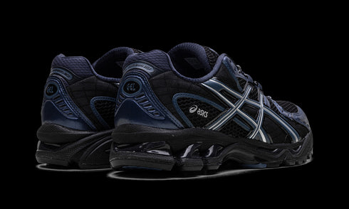 GEL-Nimbus 10.1 "Black / Grand Shark"